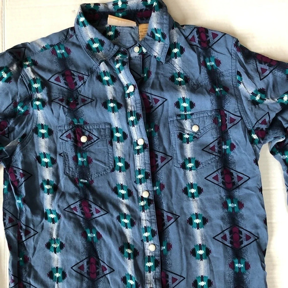 Snap Front Western  Shirt - Picture 5 of 12